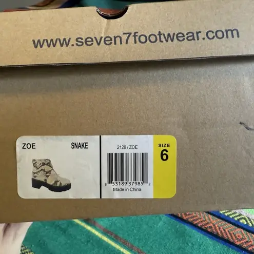 Seven7 Zoe Platform Zip Up Military Boots in Snake Print size 6 - New in Box