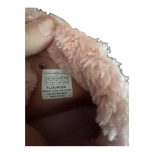 Women’s Harmony Balance Flourish Pink With Pink Faux Fur On Tongue Shoes Size 8.5