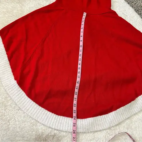 Holiday Time women’s small Santa Claus sweater poncho