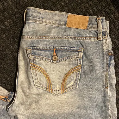 Hollister  Destroyed Cropped / Capri Jeans