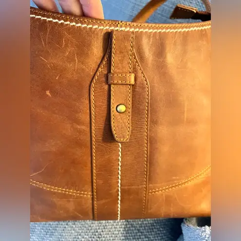 BORN Brown Leather Shoulder/Crossbody Saddle Bag can be worn shoulder or cross