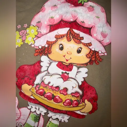 Strawberry shortcake 2023 graphic tee Green