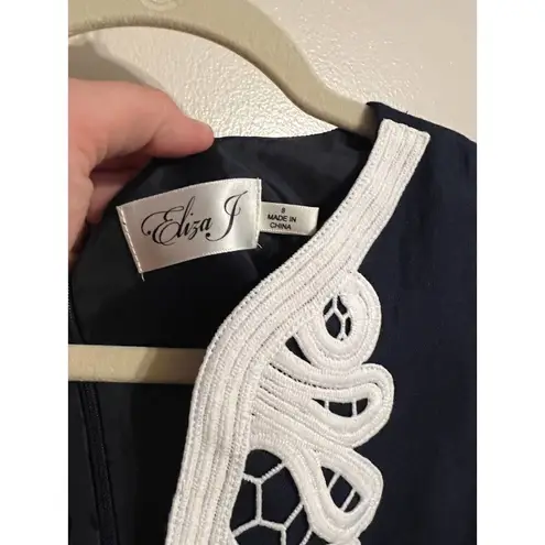 Eliza J Linen Embroidered Neck Sheath Dress Sz. 8