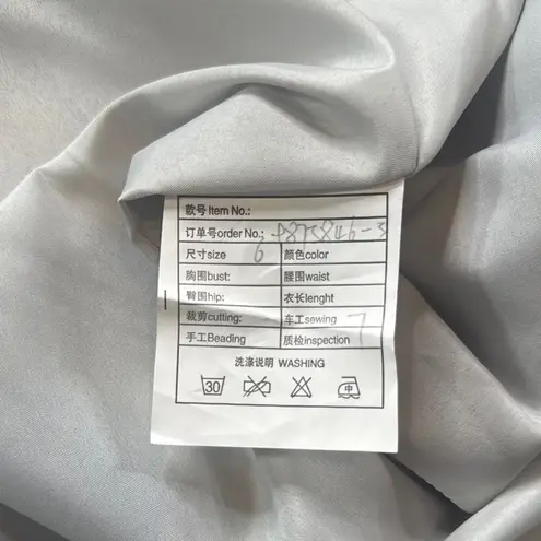 Women’s Silver Satin Short Prom Party Dress Spaghetti Straps Size 6 *READ