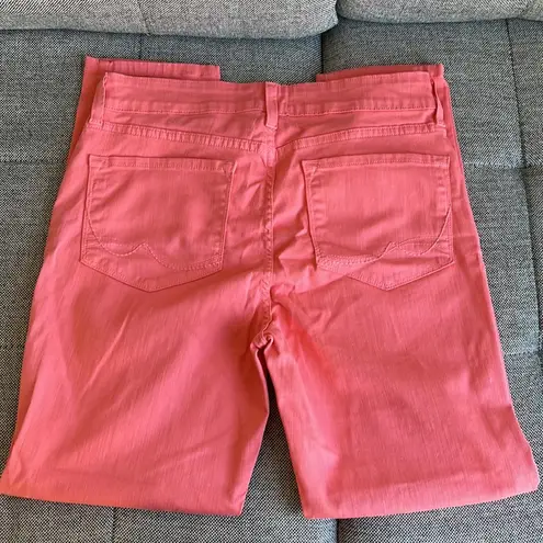 NYDJ  brand New never worn pink jeans size 8
