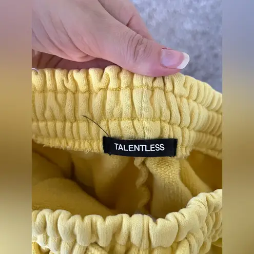 Talentless Elementary Yellow Jogger Sweatpants in Women’s Size M