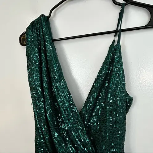 Baltic Born NWT One Shoulder Green Sequin High Slit Maxi Dress Gown Size Small