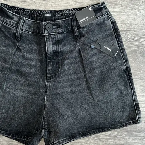 EXPRESS NWT  Super High Waisted Tailored Denim Shorts Faded Black Wash Medium