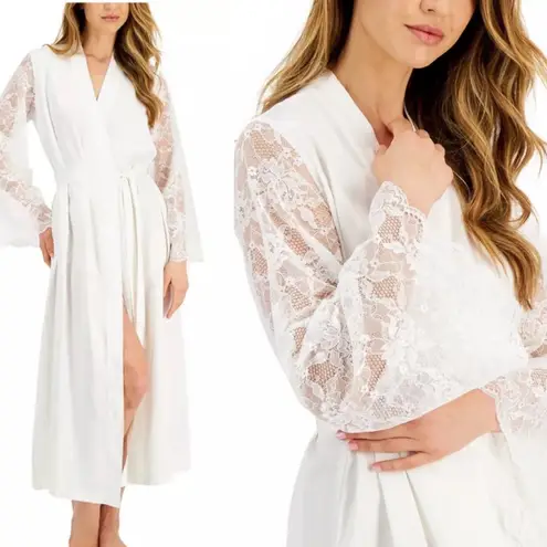 NWOT INC INTERNATIONAL CONCEPTS Lace Sleeve Satin Robe White Size XL