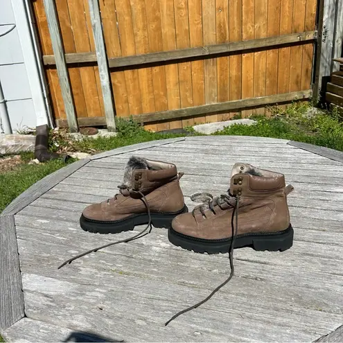 Seychelles Women's Brown Lace-Up Leather Platform Boots size 9