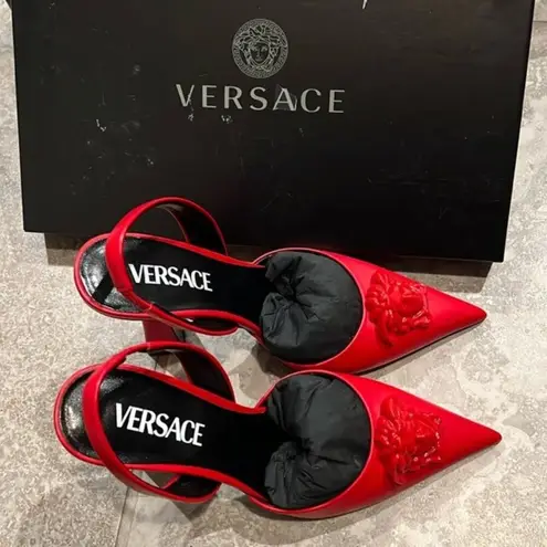 Versace NEW  La Medusa Slingback Pumps/Heels in Red, Size 36.5 New in Box $1250
