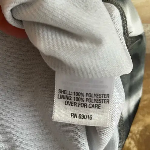 Relativity mock wrap abstract print drape neck petite sleeveless blouse size PXL