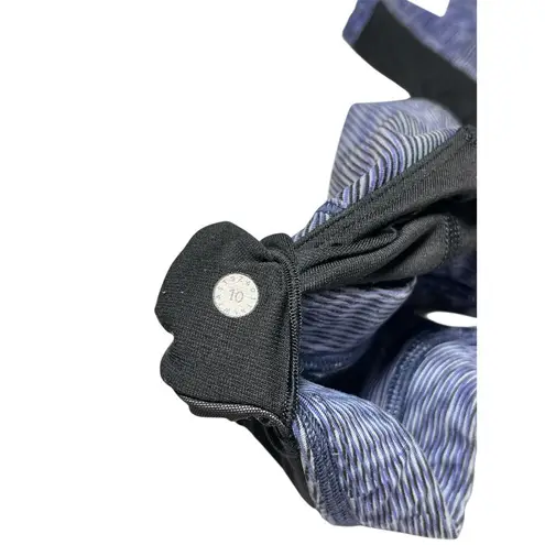 Lululemon Womens Stash N’ Run Sports Bra Size 10 Blue Black Multi Stripe