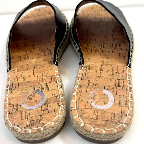 Journee Collection NIB Womens Size 6 1/2 Marjan Slide Black