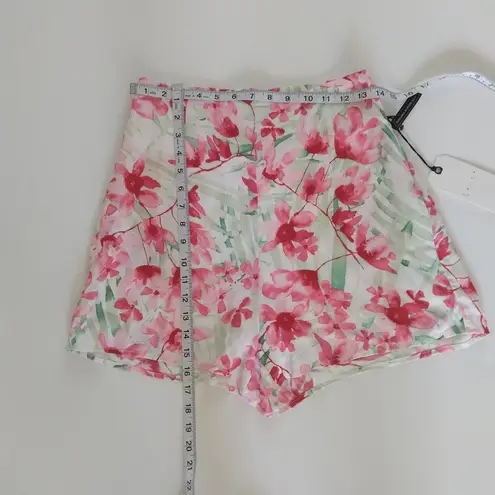 Leith  Women's High Waist Short Size Small - Image 9