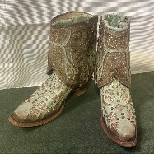 Corral NEW w/out box  hand crafter leather & sparkles 2 in 1 cowboy boots