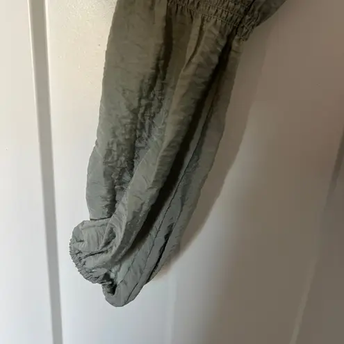 Prologue Women's Green Puff Long Sleeve Blouse - Size Small - NWT