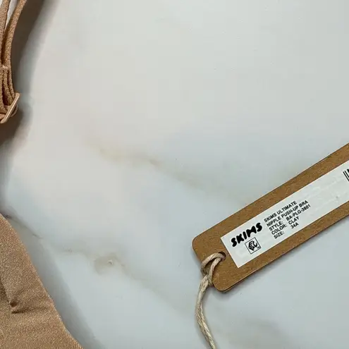 SKIMS NWT Ultimate Nipple Push-Up Bra
