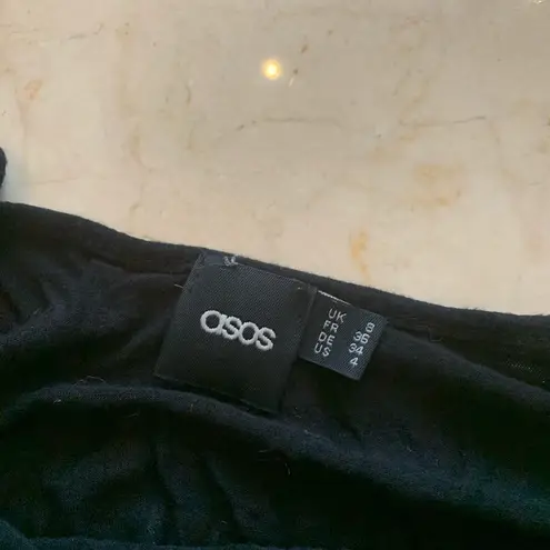 ASOS  Sz 4 Black Longsleeve Scoop Neckline