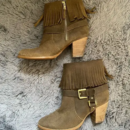 Ralph Lauren Lauren  suede fringe boho booties size 6