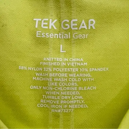 Tek Gear NWT  Women’s Sports Lemon Green Short Sleeve Shirt Size L