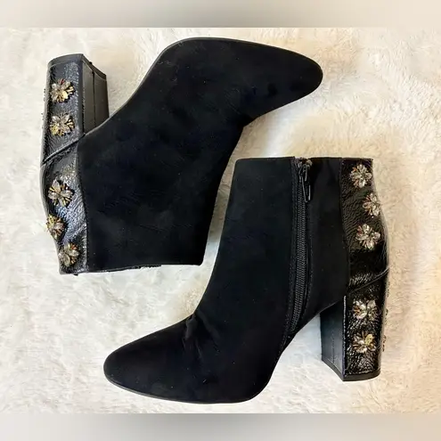 Farylrobin Diamond Black Fawcett Jeweled Ankle Booties Size 7.5