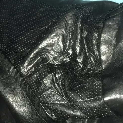 AVENUE faux leather zip up moto jacket 3 zipper pockets size 22/24 Black