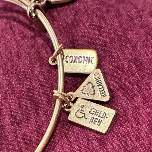 WIND & FIRE TREE OF LIFE Goldtone Bangle Sustainable Bracelet with charms Gold