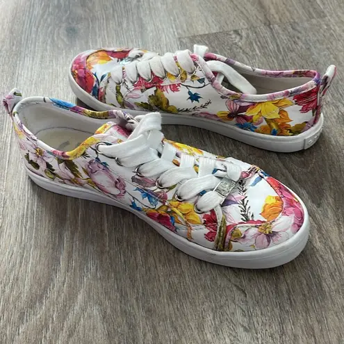 G by Guess Guess Floral Leather Shoes “Mallory” Size 5.5
