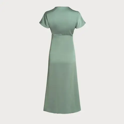 Rihoas Green Satin V Neck A
