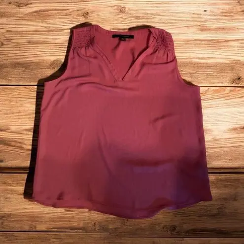 Cynthia Steffe Red Sleeveless Notched Collar Blouse