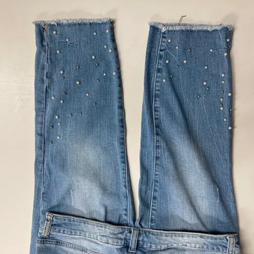 Maurice's  Beaded, Light Washed,Distressed, Cropped Jeans,Size 13/14, Blue,raw hem