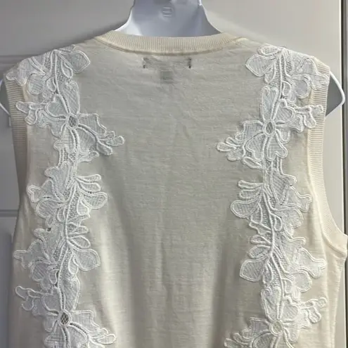 Banana Republic  Women’s Cream Merino Wool Sleeveless Appliqué Sweater Shell- Lge