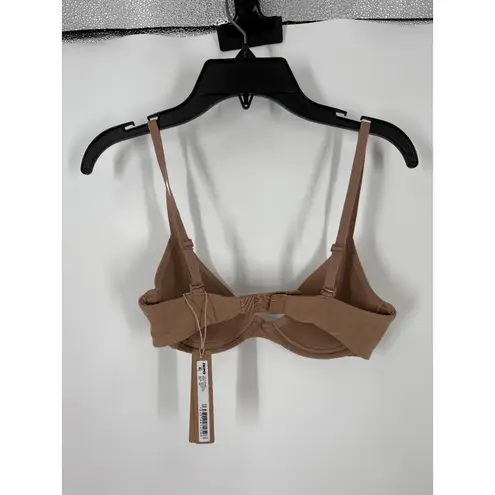 SKIMS  Fits Everybody Scoop Plunge Bra Sienna Underwire Padded Tan Brown Size 30B