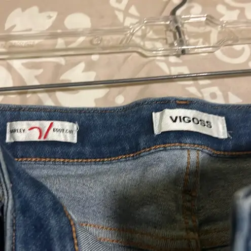 Vigoss Boot cut jeans Ladies Size 31 NWT