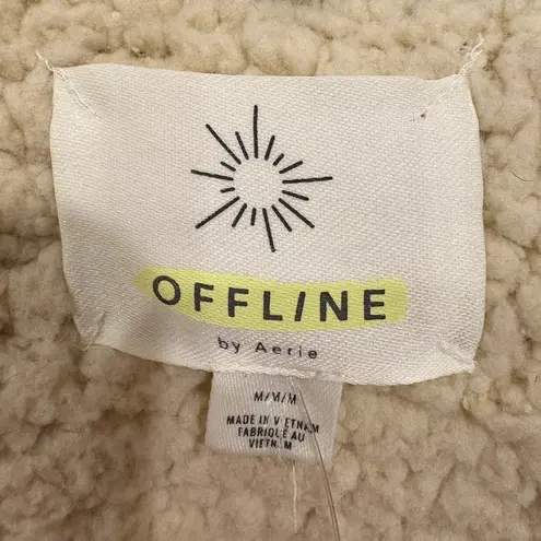 Aerie NWOT  Puffer Coat with Sherpa Lining Size Medium Black