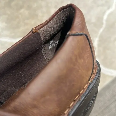 b.o.c. Women's Comfy Peggy Brown Faux Leather Slip