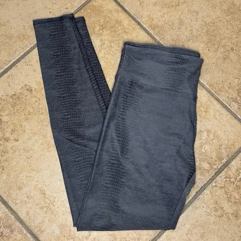 Onzie Hot Yoga Low Rise Leggings 209 in Charcoal Snake Size XS