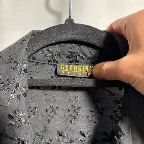 VTG Black Floral Embroidered Eyelet Button Down Crop Top Dark Cottage Core M Y2K Size M