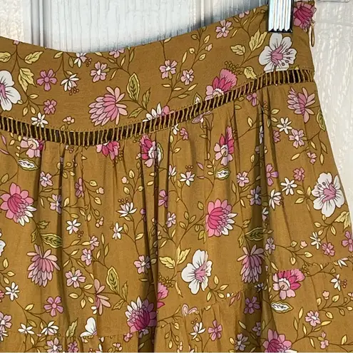 Chelsea & Theodore Sz XS Yellow Floral Shorts Lace Ruffles