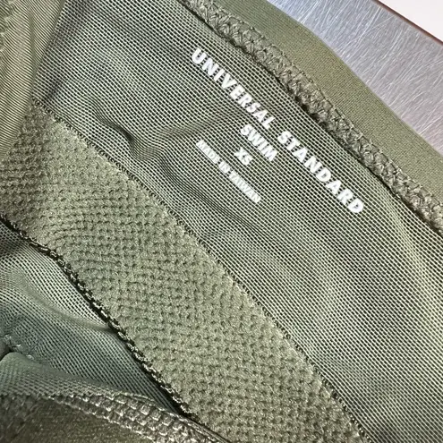 Universal Standard Olive Green Bikini Top Square Neck Molded Cups XS / 10-12 New