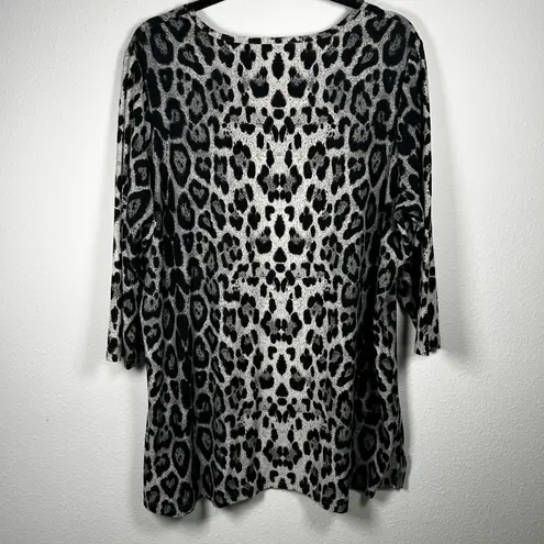 Quacker Factory QVC Grey & Black Rhinestone Leopard Print Tunic Top Size 1X EUC - Image 5