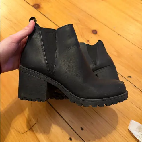 Dirty Laundry Lisbon Boot