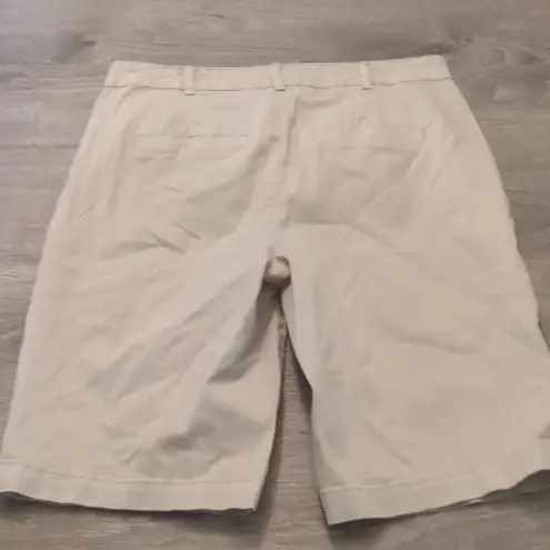 NYDJ  cream lift tick technology Bermuda shorts size 6