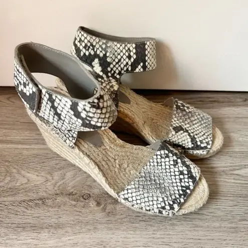 Vince  Snake Skin Embossed Espadrille Wedge Sandals Size 8