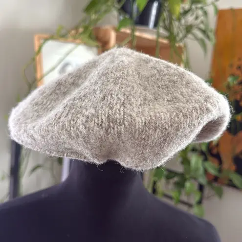 Unbranded Heathered Beige Wool Beret Style Newsboy Hat