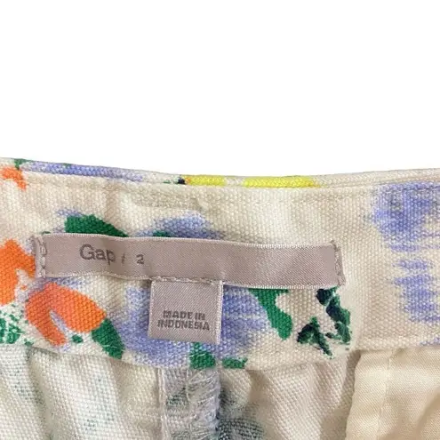 Gap  size 2 floral shorts orange flowers