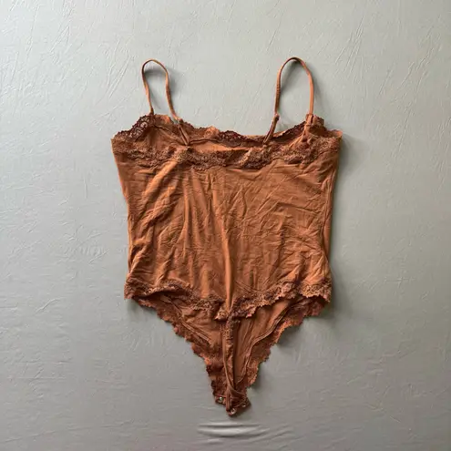 SKIMS Fits Everybody Corded Lace Cami Bodysuit