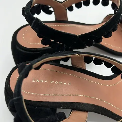 ZARA  Woman Sandals Pom-Poms Fun Suede Unique Size 6.5 B22A