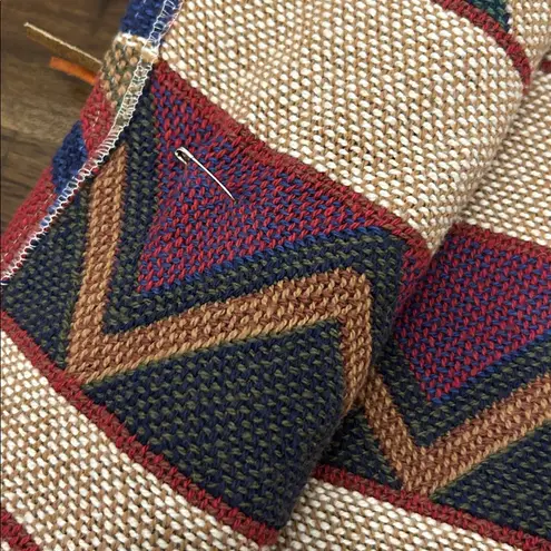 Vintage BMW Designs Aztec/Geometric Patterned Vest Red Size M